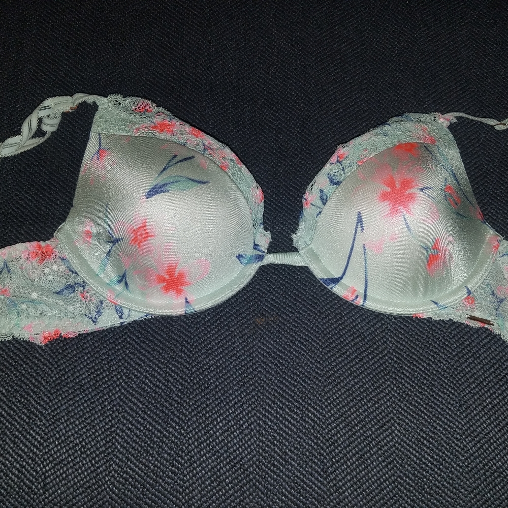 PINK bra!! sz 32B